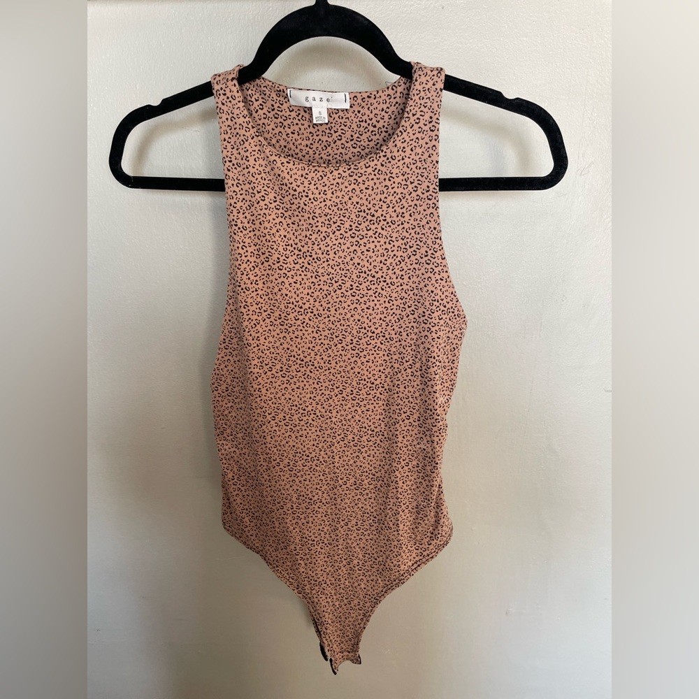 Gaze Leopard Print Bodysuit size small